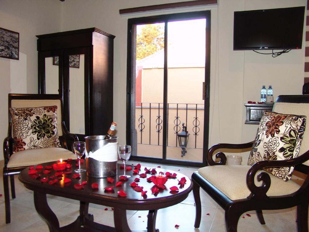 Casa Del Tio Hotel Boutique San Miguel de Allende Bilik gambar A suite at the hotel