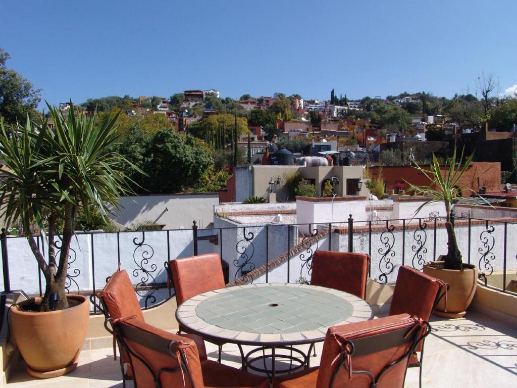 Casa Del Tio Hotel Boutique San Miguel de Allende Luaran gambar Rooftop in Santa Fe